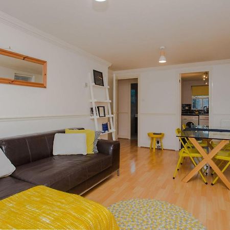 Contemporary 1Bedroom Flat In Camberwell Oval London Eksteriør bilde